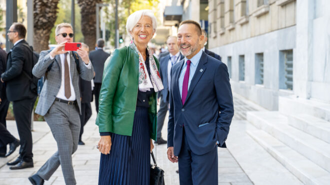 η-εκτ-στην-αθήνα-το-efcharisto-yannis-της-κριστίν-λ-562691443