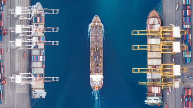 ερευνα-η-ναυτιλία-φουσκώνει-τα-πανι-562679872