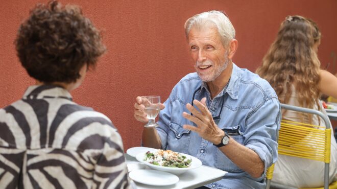 νίκος-περάκης-γελάω-πια-δύσκολα-στο-σι-562658557