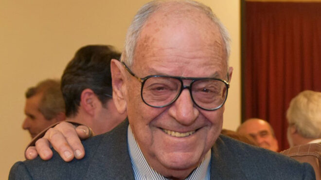 εφυγε-ο-γελοιογράφος-και-λάτρης-των-562664608