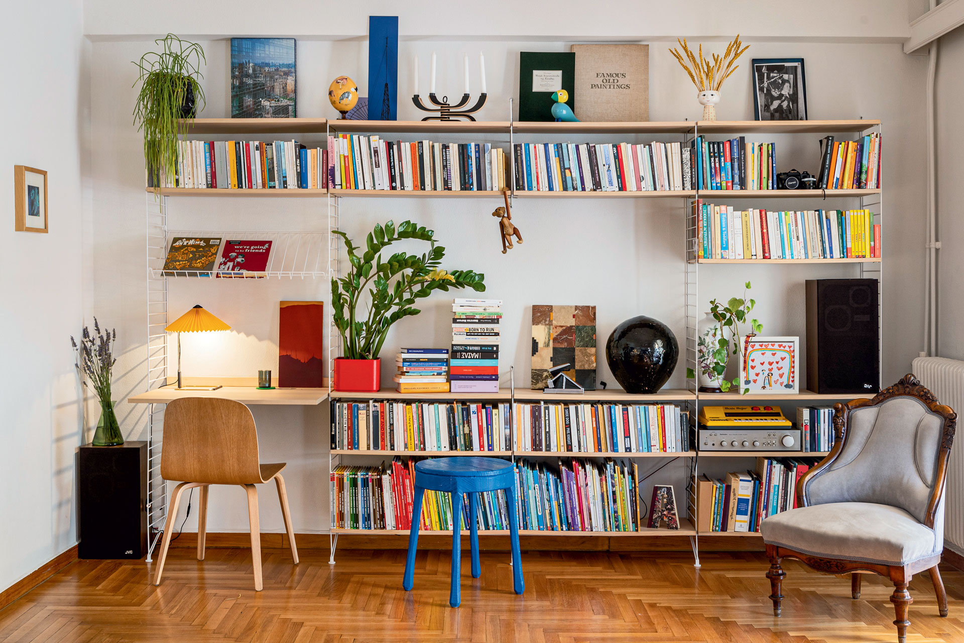 Μy Space: Σκανδιναβικό στιλ και βιβλία σε ένα διαμέρισμα στο Παγκράτι-8