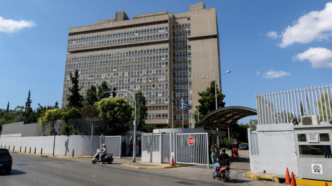 εμπρηστικά-μηνύματα-έπιασαν-οι-κερ-562672492