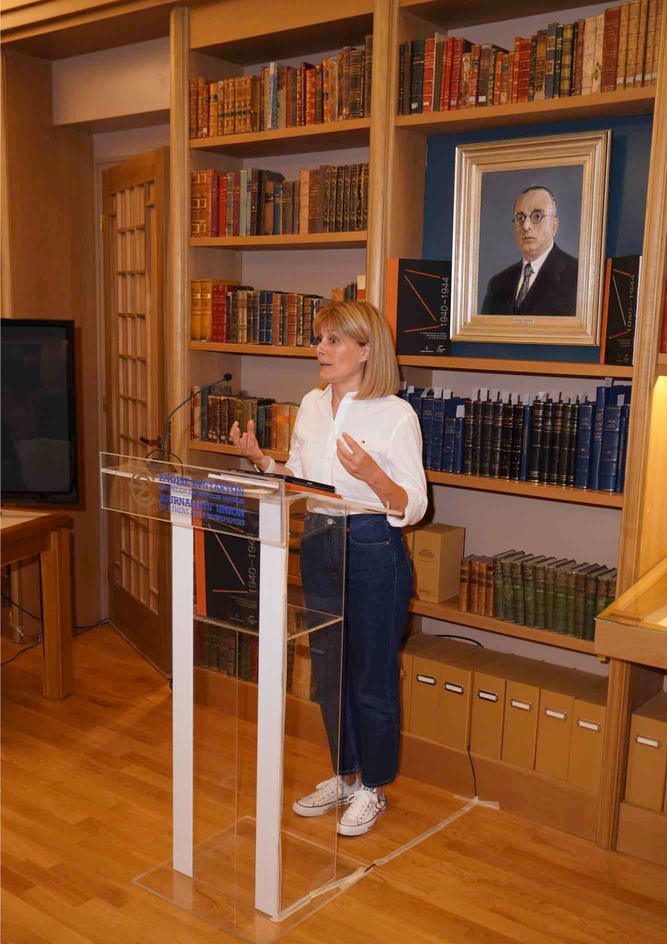 Παιδιά, της Ελλάδος παιδιά, που κάλυψαν δημοσιογραφικά Πίνδο και Αντίσταση-1