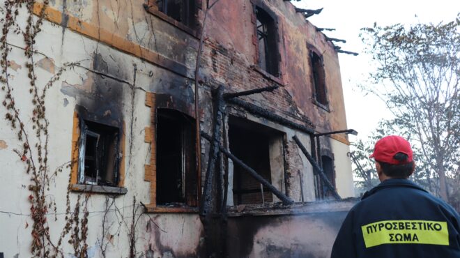 παρακμάζουν-σιδηροδρομικοί-σταθμοί-562670800