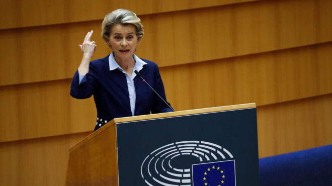 επικοινωνία-φον-ντερ-λάιεν-με-μ-αμπάς-562688344