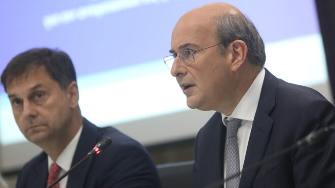 δέκα-μέτρα-στη-μάχη-κατά-της-φοροδιαφυ-562702288