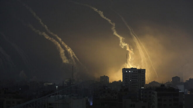 οι-ισραηλινές-δυνάμεις-εντείνουν-του-562698298