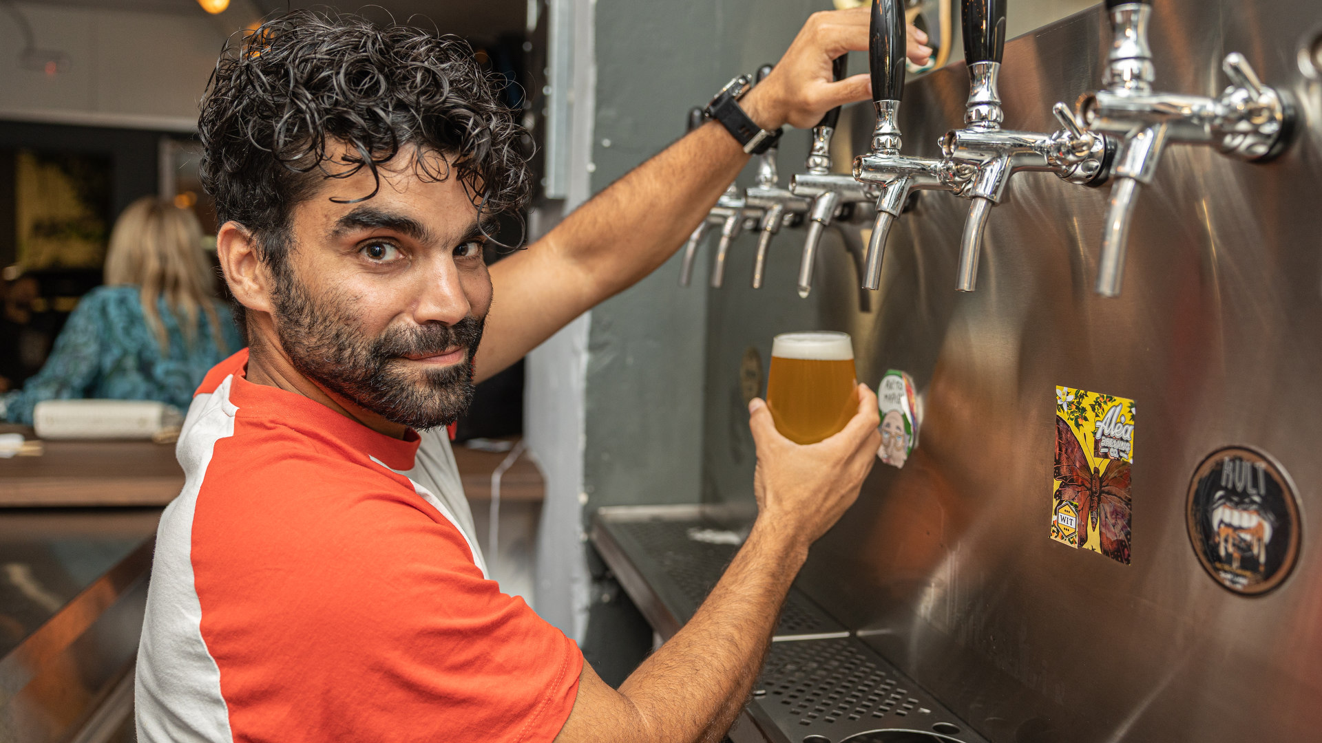 Leaky Tap: Το νέο taproom του Πειραιά που έχει γίνει ήδη προορισμός-1