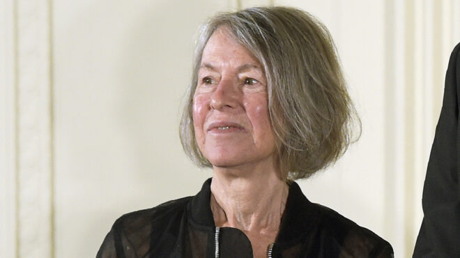 εφυγε-από-τη-ζωή-η-βραβευμένη-με-νόμπελ-562672273