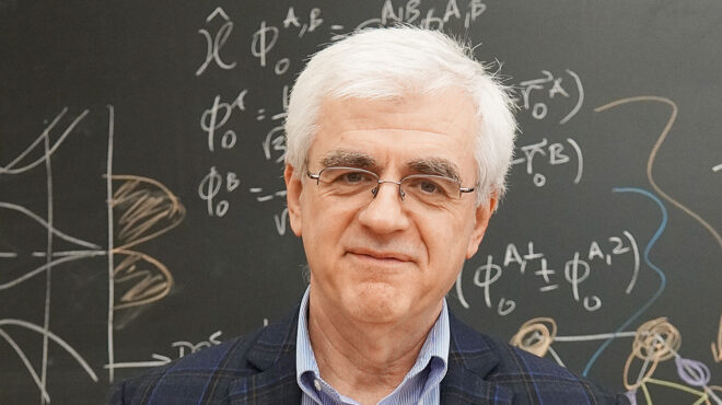 ανεκπαίδευτοι-οι-ελληνες-εργαζόμενο-562672957