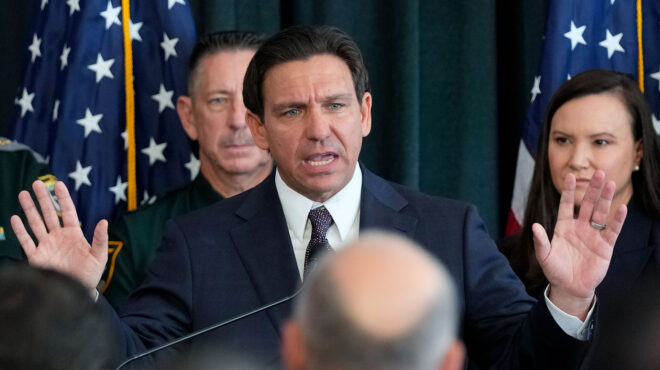 ντε-σάντις-λειψός-πρόεδρος-ο-τραμπ-α-562657300