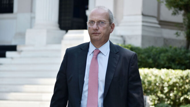 οικονόμου-αλλαγές-στις-αναστολές-των-562686760