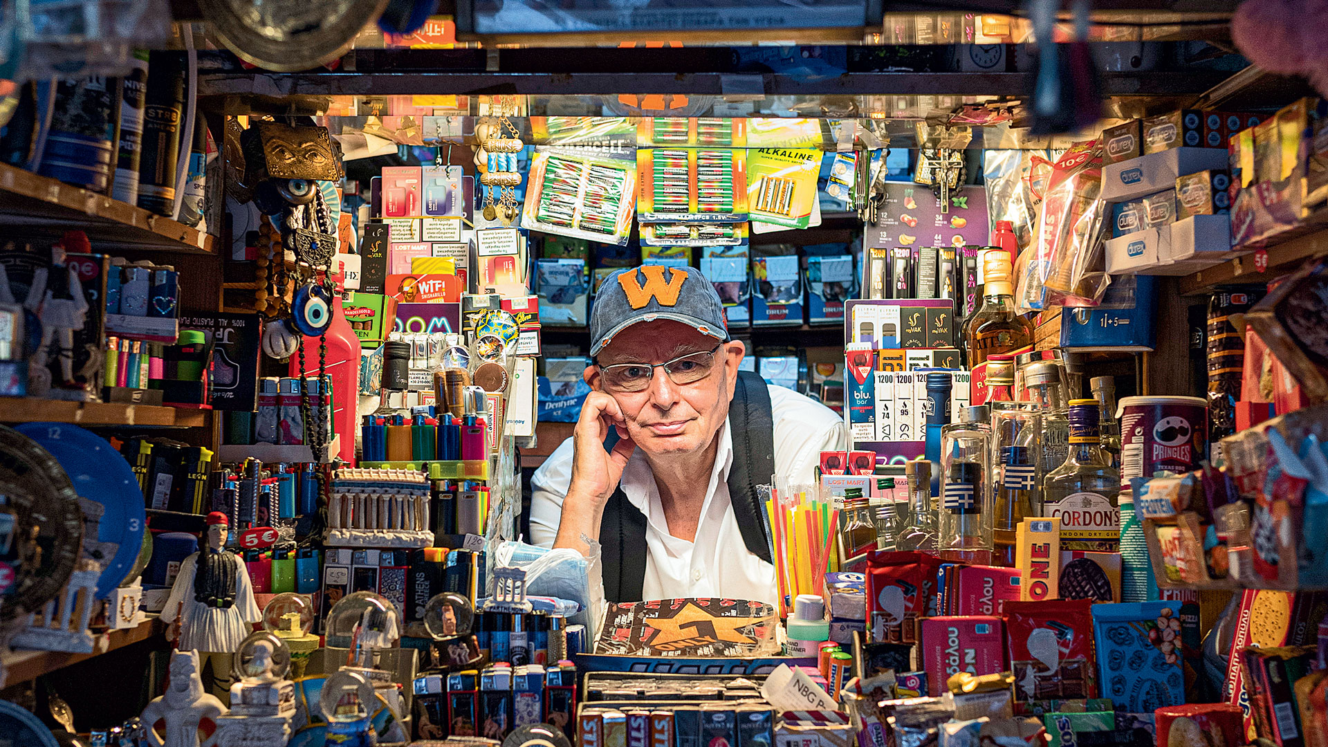 το-αθηναϊκό-περίπτερο-πρωταγωνιστεί-562654594