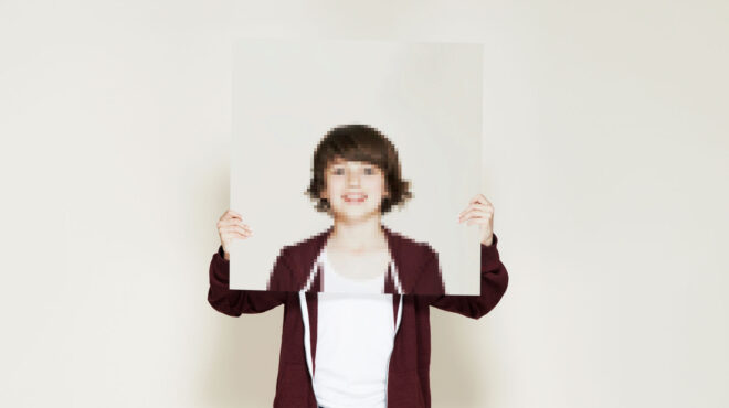 να-ποστάρω-το-παιδί-μου-ή-όχι-562699315