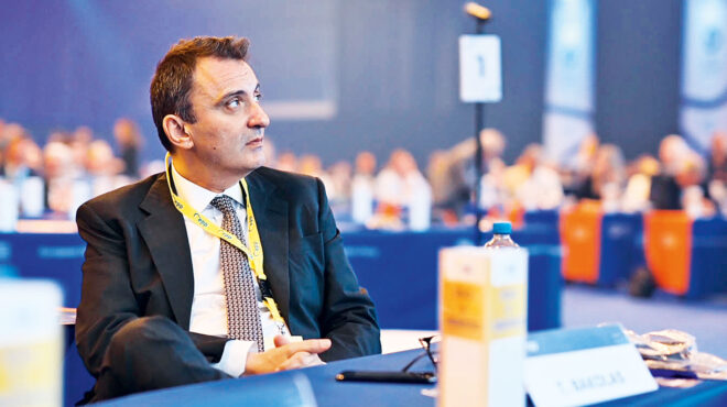 θανάσης-μπακόλας-στην-κ-κανένα-φλερ-562697617