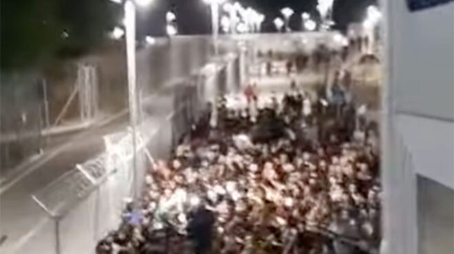 σάμος-ενταση-σε-δομή-μεταναστών-μετά-τ-562679536