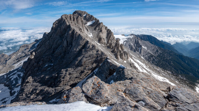 ο-ολυμπος-παραμένει-στο-ύψος-του-562669807