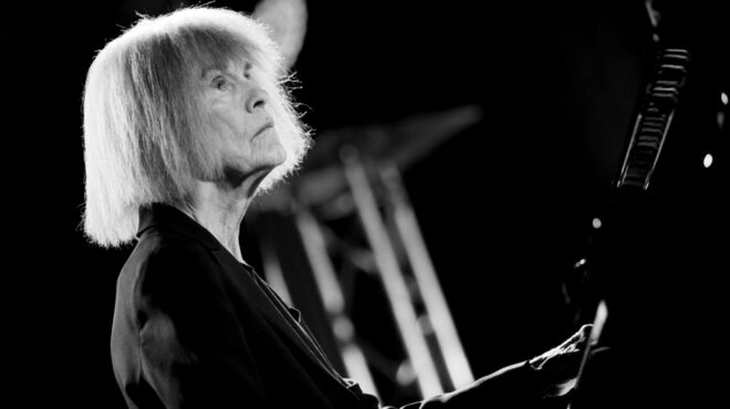 πέθανε-η-πιανίστρια-και-συνθέτης-κάρλ-562679572