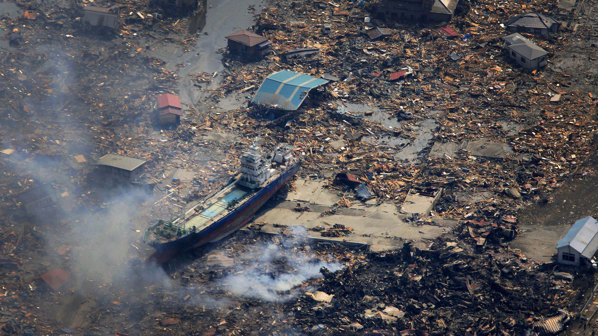 «Βάφτιζαν» το τσουνάμι με άλλες λέξεις – Το τραύμα μιας φυσικής καταστροφής-1