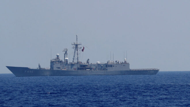 αιφνιδιαστική-ναυτική-άσκηση-από-την-562676449