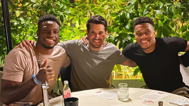 η-kkr-αγόρασε-τις-μετοχές-του-αντετοκούν-562677055