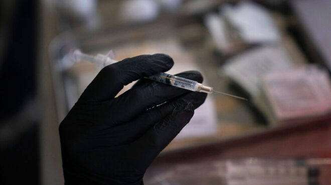 νέο-εμβόλιο-covid-ανοίγει-η-πλατφόρμα-οσ-562674775