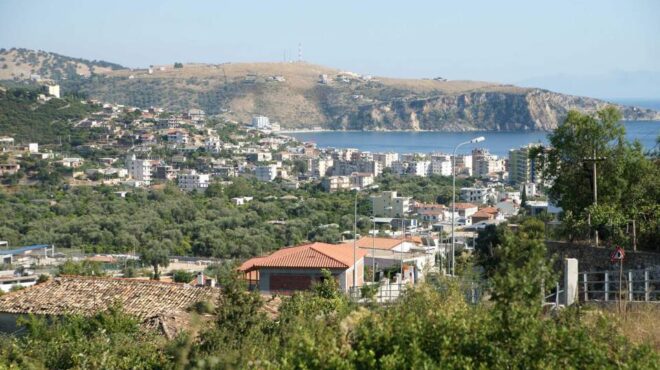 απογραφή-στην-αλβανία-με-οσμή-μαγειρ-562656565