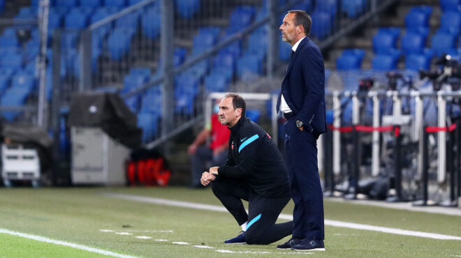 από-τον-πόλεμο-και-τη-χάποελ-βοηθός-του-562719325