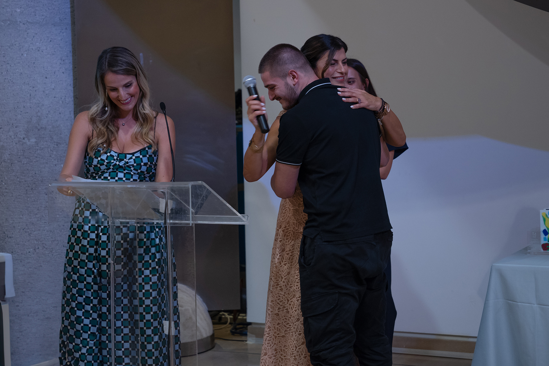 «Ο πατέρας μου δολοφόνησε τη μάνα μου μέσα στο σπίτι μας»-1