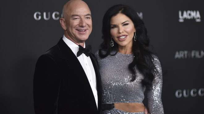 bloomberg-ο-τζεφ-μπέζος-εκθρόνισε-τον-ελον-μ-562738432