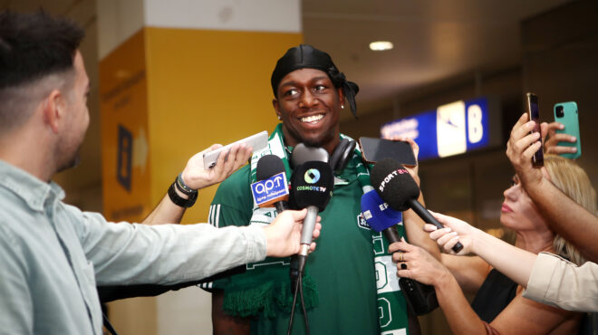 παναθηναϊκός-στην-αθήνα-ο-κέντρικ-ναν-562714747