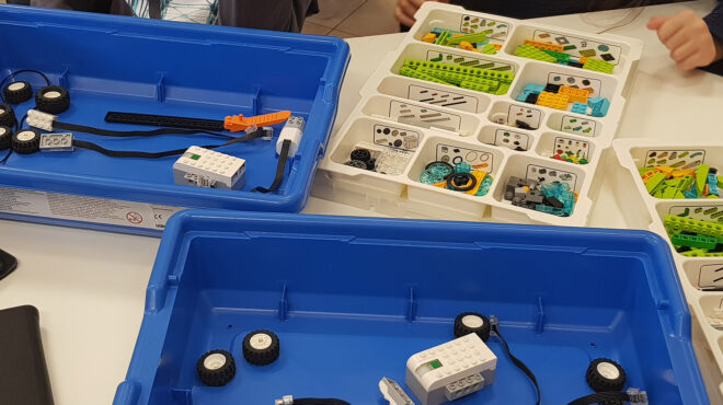 όταν-η-εκπαιδευτική-ρομποτική-συνάντ-562751356