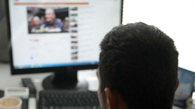 μαζί-μας-ο-εθισμός-γίνεται-παιχνίδι-562728082