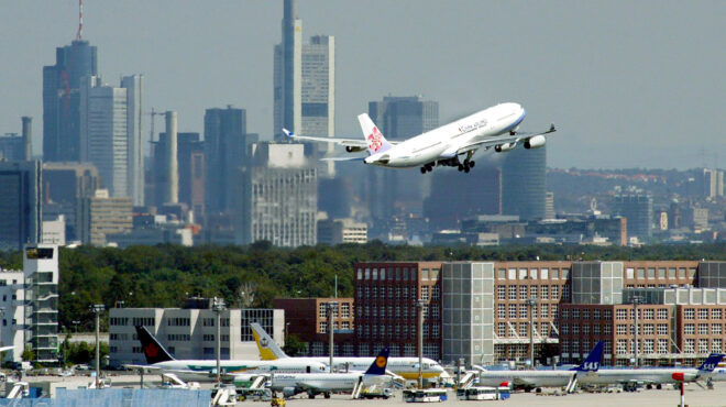 πιέσεις-κομισιόν-στις-αεροπορικές-γι-562713874