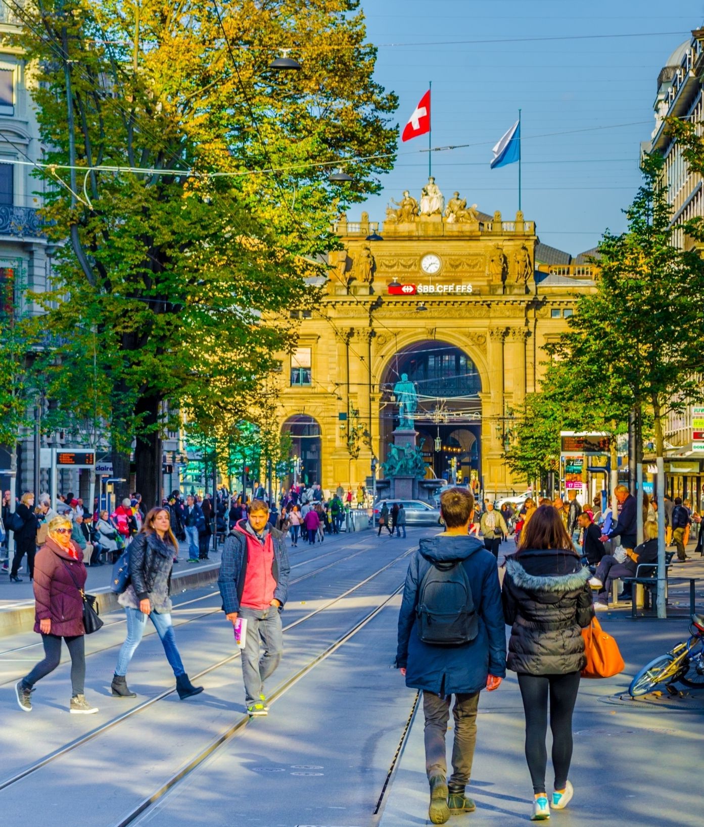 Στο ενοίκιο οι πλούσιοι Ελβετοί-1