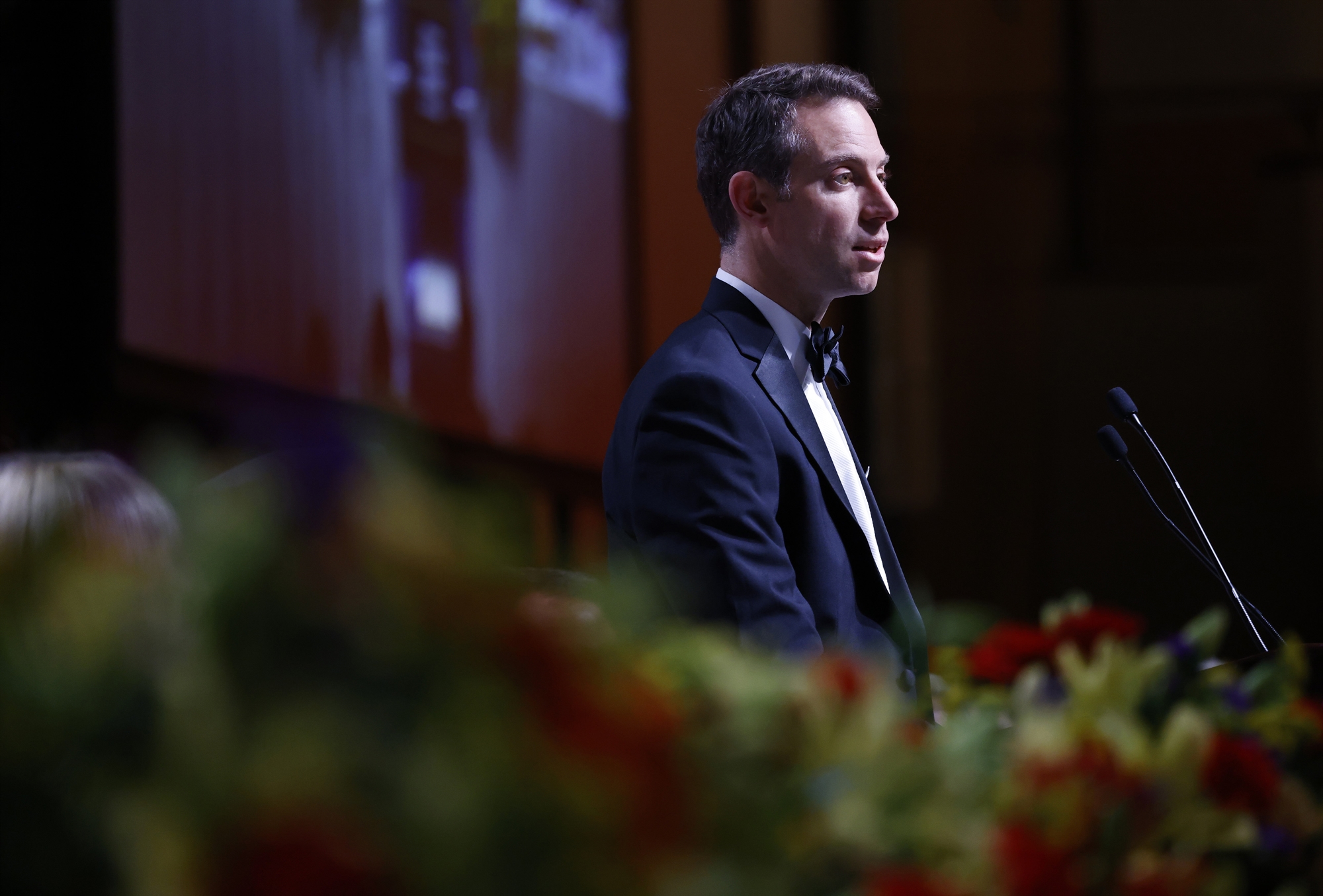 Ο πρίγκιπας Παύλος παρέλαβε το βραβείο Αθηναγόρας εκ μέρους του βασιλιά Καρόλου-1