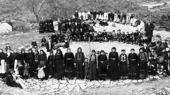 κρίστοφερ-κινγκ-στην-κ-στην-ηπειρο-δ-562749697