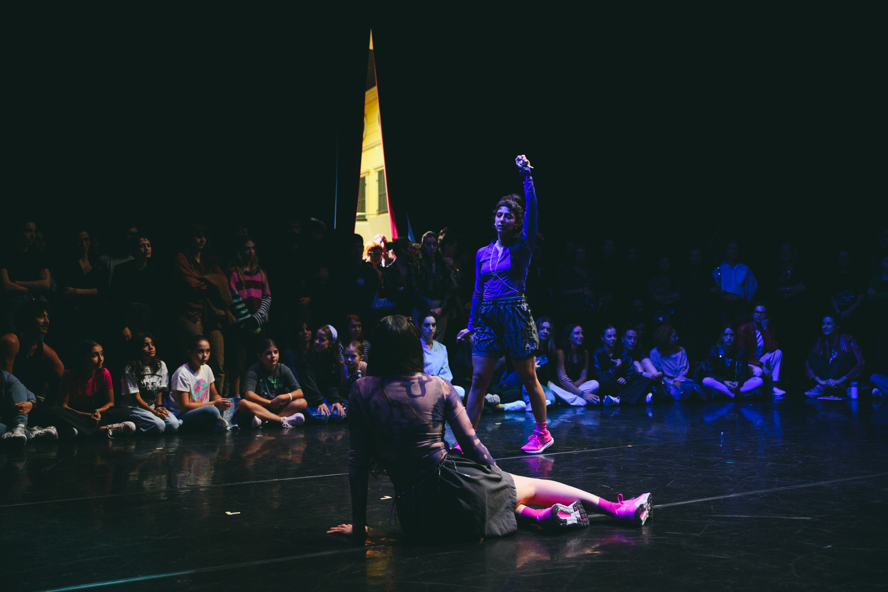 Η Κύπρος χορεύει στον ρυθμό της εξωστρέφειας-3