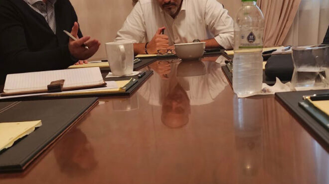 πράξη-δεύτερη-στείλε-δανεικά-μέχρι-να-562708624