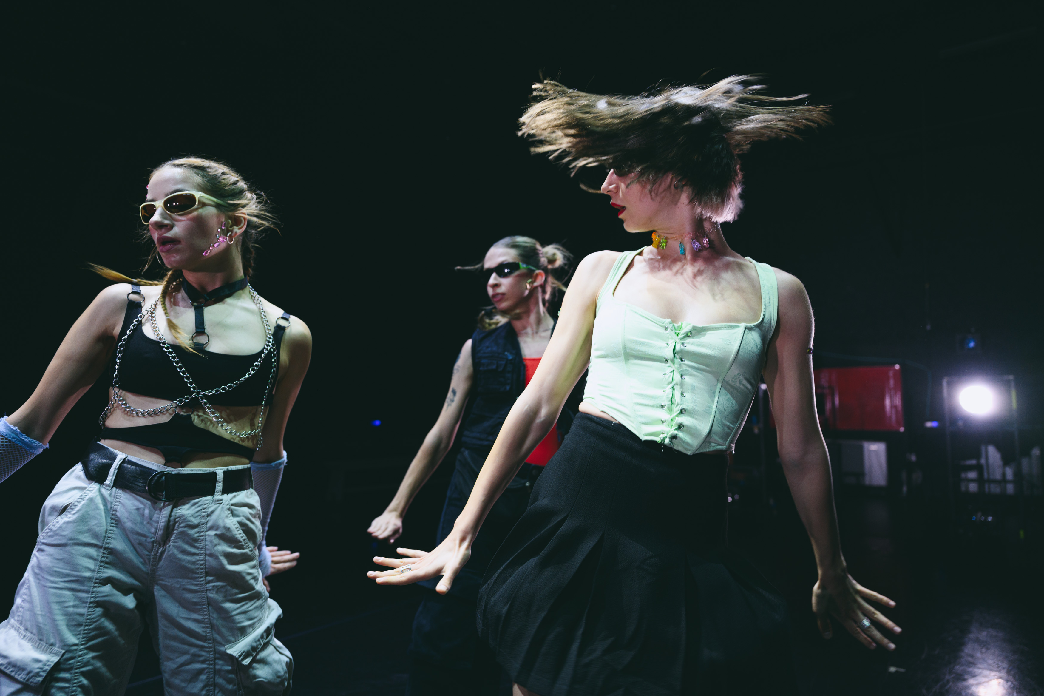 Η Κύπρος χορεύει στον ρυθμό της εξωστρέφειας-5