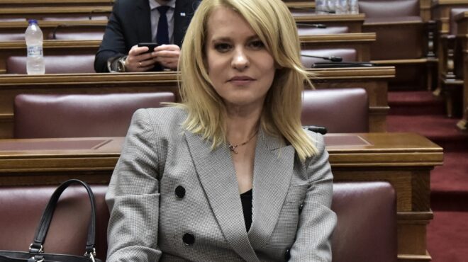 θεοδώρα-τζάκρη-γκαρσονιέρες-562705021