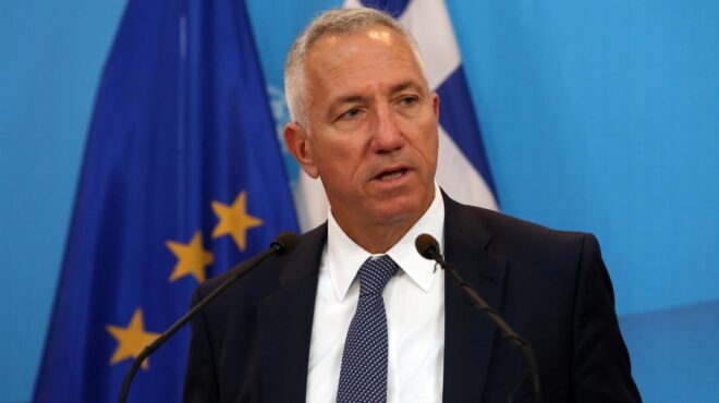 τσαμάζ-o-ote-δεν-ενεπλάκη-σε-πόλεμο-τιμών-562722673