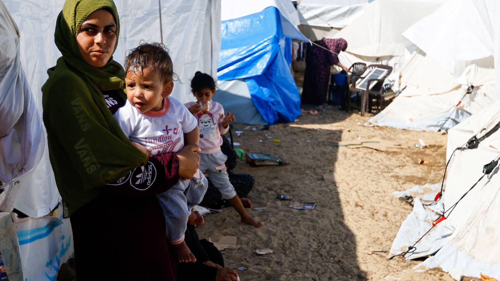 Γάζα: Στο κενό οι εκκλήσεις για ανθρωπιστική παύση, ενώ οι προμήθειες εξαντλούνται-1