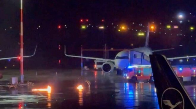 αμβούργο-παραμένουν-σε-αναστολή-οι-πτ-562711474