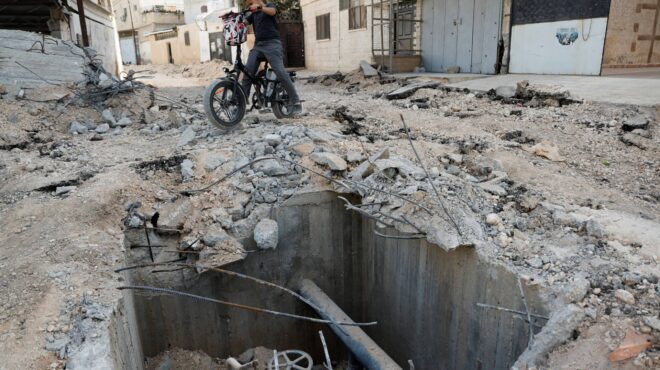 μπέρμποκ-για-μεσανατολικό-υπέρ-των-α-562725718