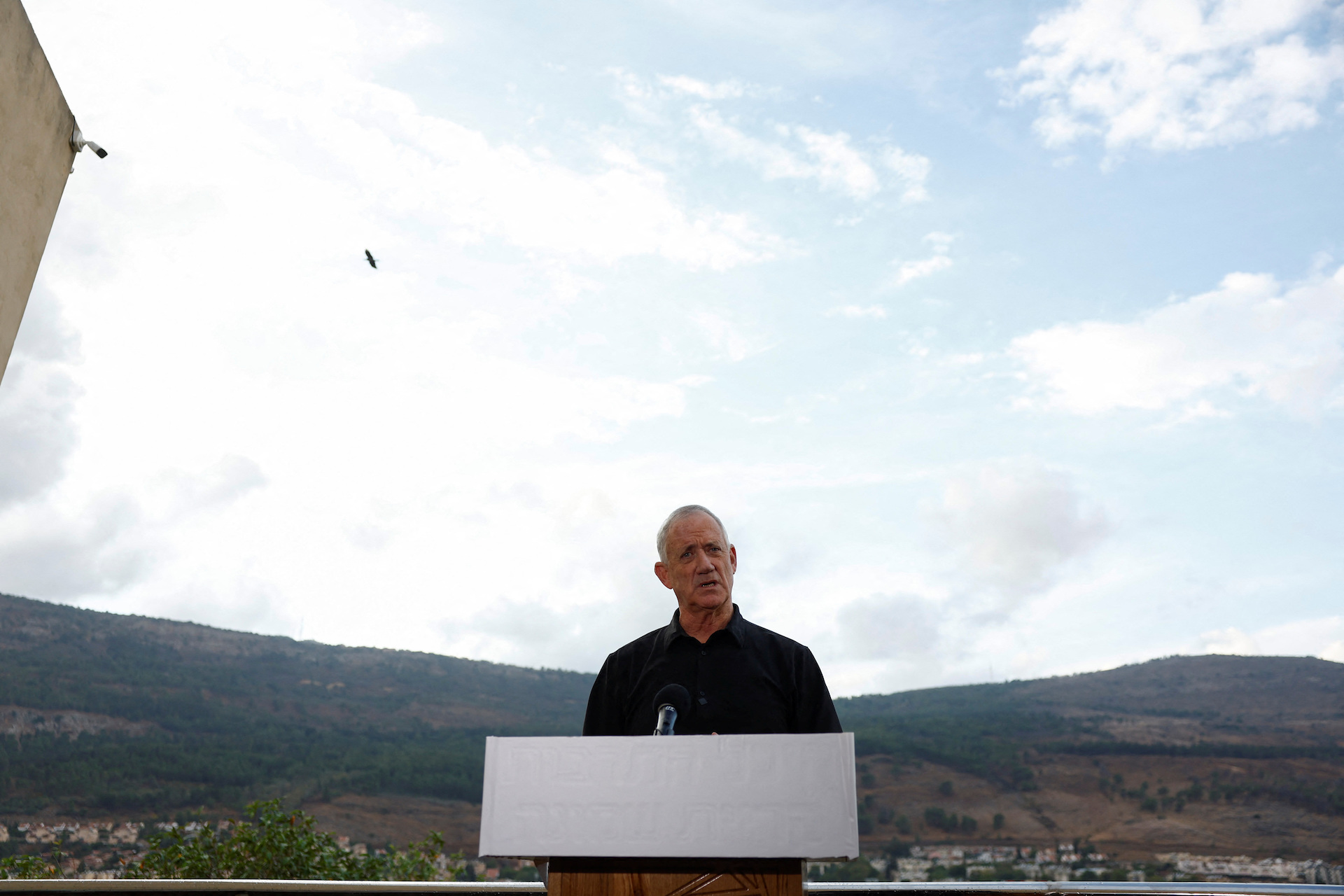 Μπένι Γκαντζ: Ο πολιτικός που μπορεί να «ρίξει» τον Νετανιάχου-1