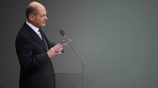 σολτς-ο-πούτιν-να-αποσύρει-τις-ρωσικές-562737487