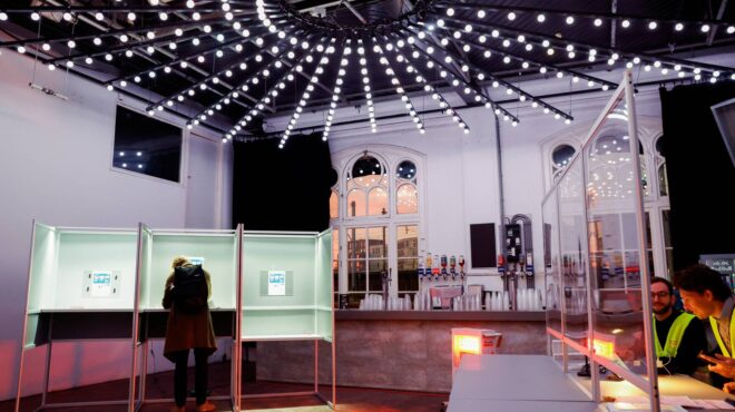 ολλανδία-ανοιξαν-οι-κάλπες-τα-φαβορ-562742350