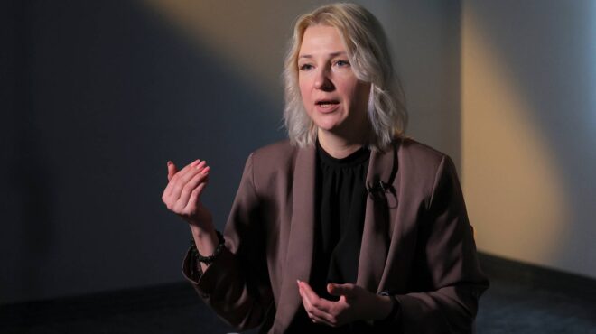 ρωσία-μια-40χρονη-πρώην-δημοσιογράφος-θ-562751554