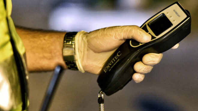 αλκοτέστ-με-γλωσσοδέτες-562721047